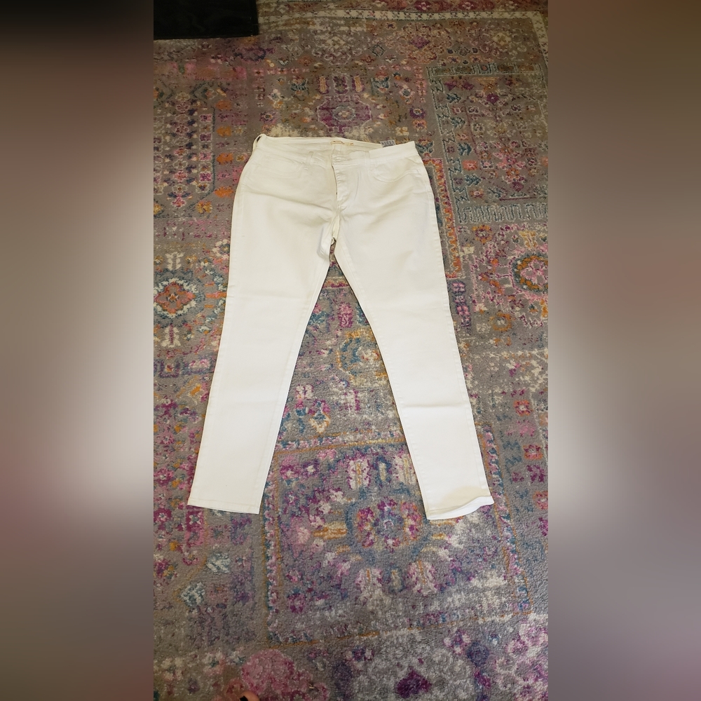 White jeans